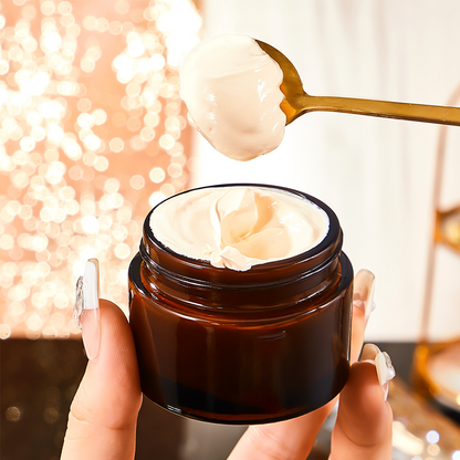 ✨ Illuminating Cream with Herbal Extracts – Lit-From-Within Glow✨